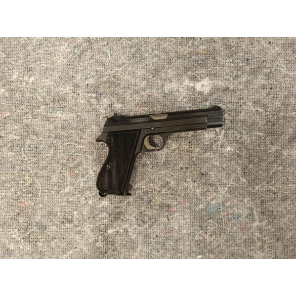 SIG P210 öntöltő pisztoly 9mm Luger